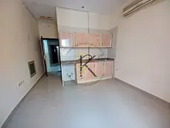 [[ NEAR SAFARI MALL ]] 1BHK 2 WASHROOM FAMILY BUILDING ONLY 32K PRIME LOCATION MUWAILIAH AREA