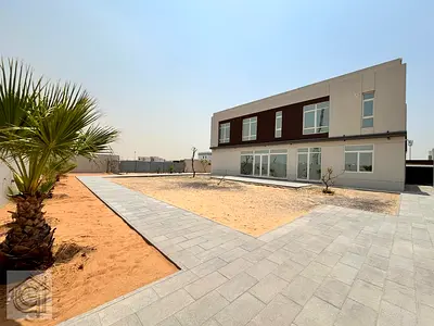 Brand-New Independent 5BR Villa | Spacious Garden | Mushrif