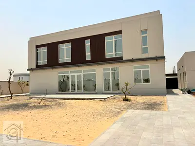 Brand-New Independent 5BR Villa | Spacious Garden | Mushrif