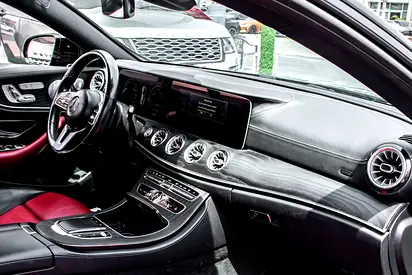2019 Mercedes-BENZ E-CLASS 缩略图 8