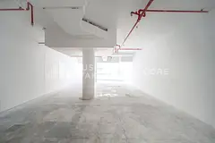 Fitted | DED License | Convenient Location