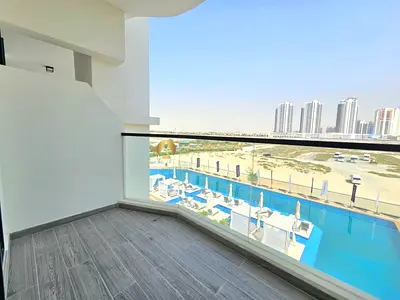 Studio Brand New | Pool View | Ready To Move