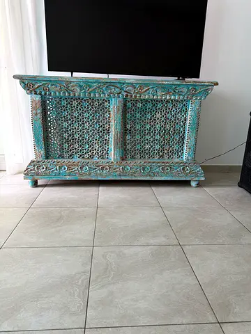 Hand-carved Antique Style Wooden Console Table - Distressed Turquoise. Quick Sale