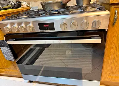 Bosch freestanding gas cooker Very good working condition