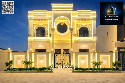A luxurious classic villa with an elegant design and super deluxe finishes, at an excellent price i
