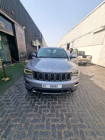 2018 Jeep Grand Cherokee Limited - SINGLE HAND DRIVEN, FULL SERVICE HISTORY IN JEEP AL FUTTAIM
