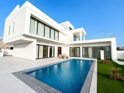 SPAIOUS 5 BR I POOL I KITCHEN APPLIANCES I MAID