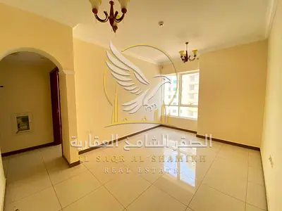 One bedroom apartment one month free spacious layout hallway modern American style kitchen modern f