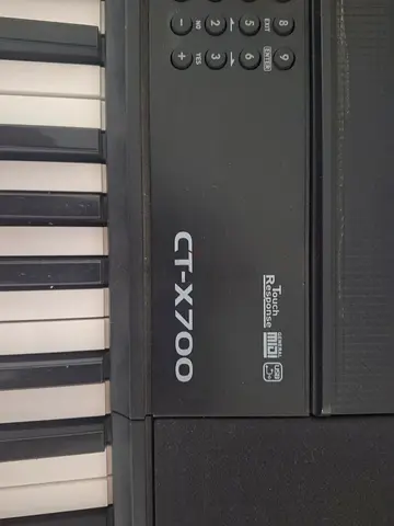 Casio CT-X700 61-Key Portable Keyboard - Good Working Condition