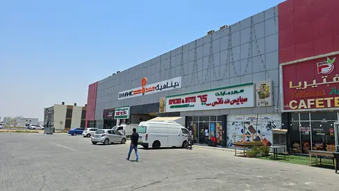 25000 Sqft Show Room Central Ac In Al Maqtaa Near Indian Association Umm Al Quwain