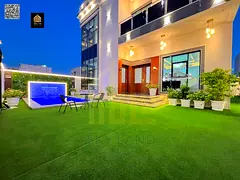 Modern villa - custom finishing - directly from the owner - prime location - freehold - all-inclusiv