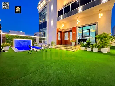 Modern villa - custom finishing - directly from the owner - prime location - freehold - all-inclusive - 3 floors