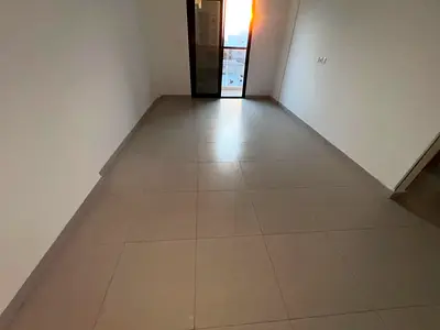 النعيميه 3 عجمان _اتنين بلكونه اطلاله مفتوحه _غرفه ماستر _تكييف مركزي _تاني ساكن