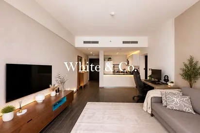 Mid Floor | Fully Furnished | Motivated