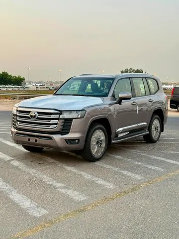 Brand New 2026 Toyota Land Cruiser GXR | GCC Specs | Luxury & Off-Road Ready