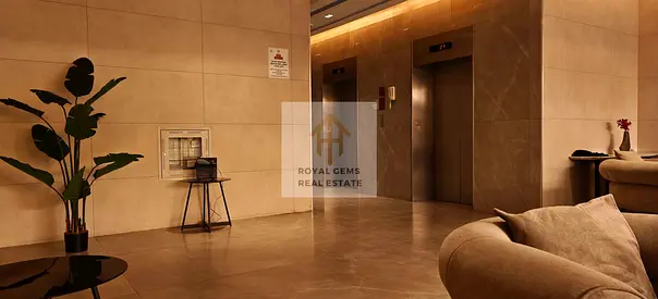 Fully furnished - luxury - premium location