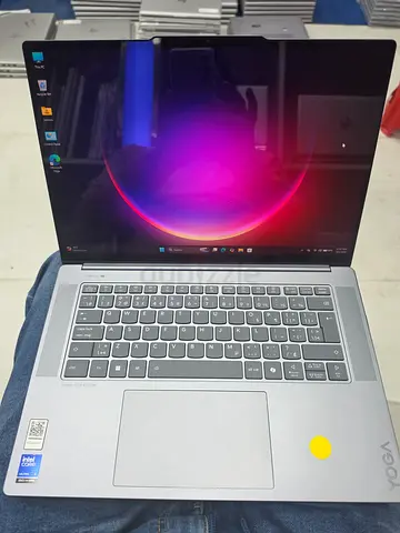 Lenovo Yoga slim silver laptop - Intel Core i5, 14" display touch screen