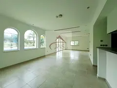 SINGLE ROW 3 BED WITH POOL AND HUGE YARD