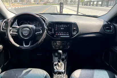 صورة مصغرة 10 لـ 2021 JEEP COMPASS