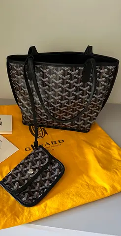 Pre-Owned Goyard Anjou Mini Reversible Tote Bag
