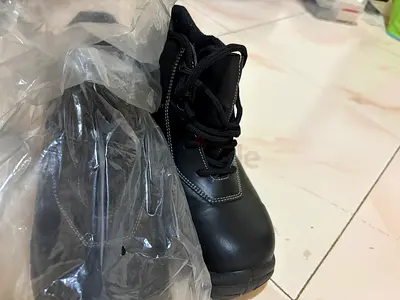 Gaston Mille Black sturdy lace-up work boots - new