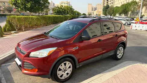 Ford Escape 2014 Gulf Gcc Fully serviced with Al Tayer Ford Super Clean Lady Driven