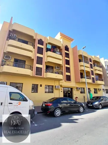 شقة بغرفة نوم واحدة في بر دبي خلف سوبر ماركت المايا لالز على شارع البنك