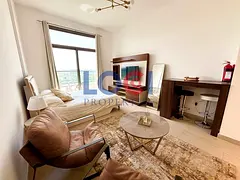 VACANT IN SEPT | MODERN LIVING | SPACIOUS