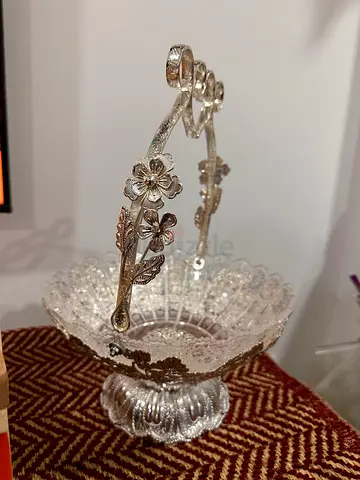 Crystal Glass Decorative Fruit / Candy Bowl with Ornate Metal Handle
