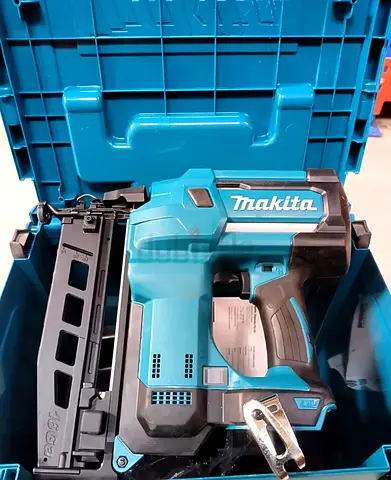 MAKITA DBN600 TORCH PIN NAILER