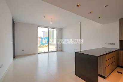 North-East Facing 1BR - High Floor with Sea view