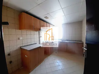 2bhk apartment with baclony 40k close to madina shoping center in muwaileh