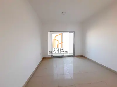 2bhk apartment with baclony 40k close to madina shoping center in muwaileh