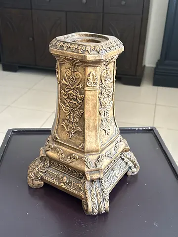 Classical Ornate decorative brass colour vase / canndle holder.