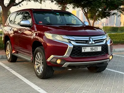 Well maintained montero sport 2019 (second owner)
