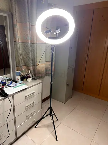 Ring Light with Adjustable Tripod Stand and Phone Holder - Good Condition