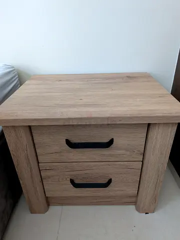 2x Wooden bedside nightstand with 2 doors - oak finish