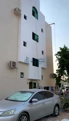 للبيع بنايه  زاويه موقع ممتاز في قلب المصلى  مقابل بلدية المصلى وعلى شارع رئيسي