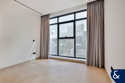 Park Backing | 3 Bedroom | Single Row