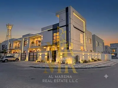 Corner villa, two floors and a roof, with a large yard. Excellent location. Includes registration and ownership fees. Freehold ownership for all natio