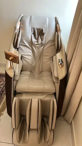 Luxury Massage Chair – Like New – Excellent Condition