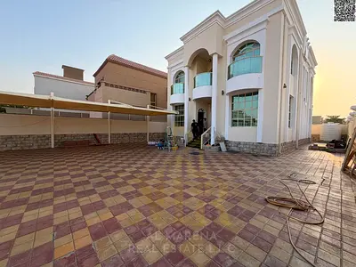فيلا كورنر ساكن تجاري بسعر شامل رسوم الكهرباء والمياة والمكيفات على الشارع الرئيسي جاهزة للسكن بخصم خاص للكاش في أرقي مناطق عجمان تملك حر. .