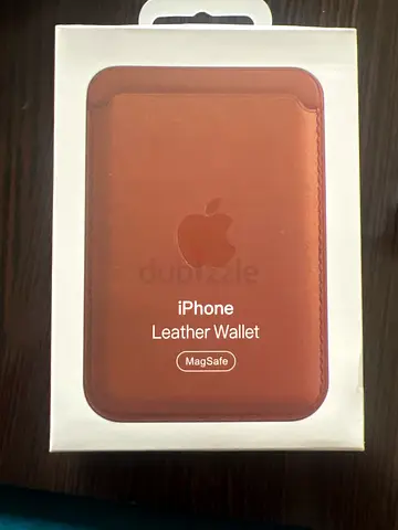 Apple iPhone Leather Wallet (MagSafe) - Brown