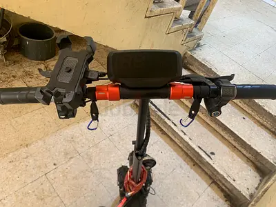Aster e10 electric scooter