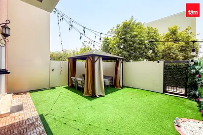 Single Row , Facing Park , Vastu, Well Maintained