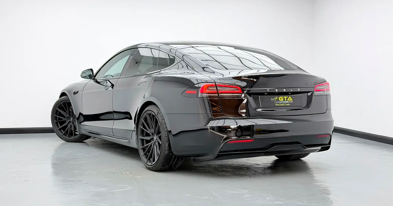 Tesla Model S 2024