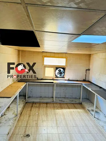 Labour Camp | 14 Rooms | 8 Persons Capacity | Near China Mall | Utilities Included | Al Jurf Ajman