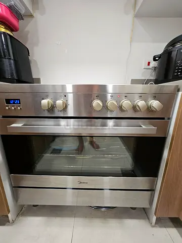 Midea Electric Cooker with Ceramic Glass Top