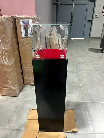 Show case display for sale with lights and hydrolic shelves