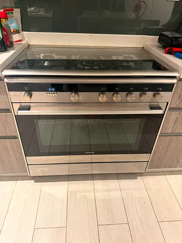 Siemens Iq700 Top Gas Electric Oven 90x60cm latest model Combination